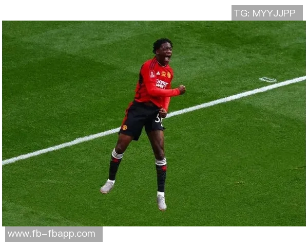 巴特批评曼联未能充分利用梅努天赋称若在水晶宫表现出色将引发转会竞争 巴特批评曼联未能充分利用梅努天赋称若在水晶宫表现出色将引发转会竞争